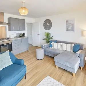 Glenholme - 1 Bedroom - 5 Apartment